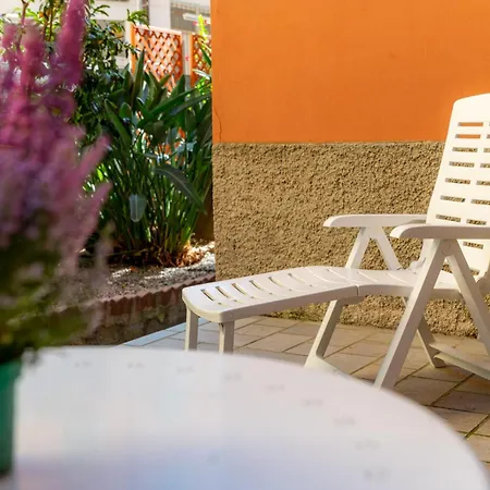 Maison D' Ofelia Daire Chiavari