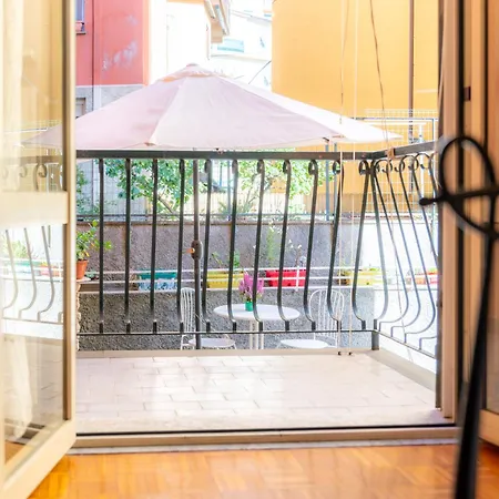 Maison D' Ofelia קיאברי