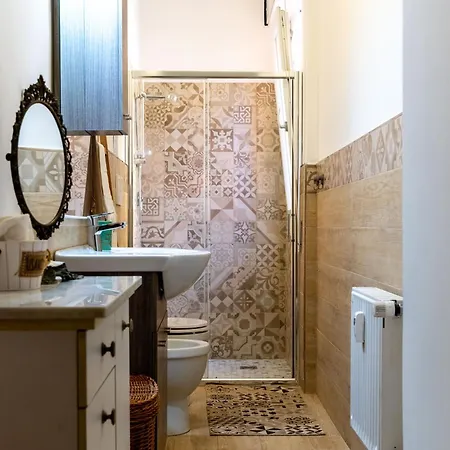 Maison D' Ofelia דירה קיאברי